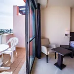 فندق Adaria 4*