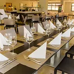 فندق Adaria 4*