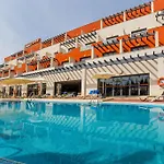 Adaria 4* مْبيرا
