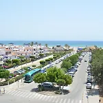 فندق Adaria