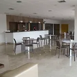 فندق Adaria 4*